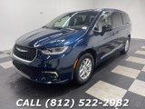 New 2025 Chrysler Pacifica Select image 1