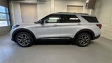 New 2025 Ford Explorer Platinum image 5