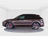 Used 2022 Porsche Cayenne GTS image 2