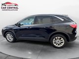 Used 2020 Ford Escape SE image 2