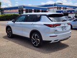 New 2025 Mitsubishi Outlander SE image 5