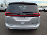 New 2023 Chrysler Pacifica Touring-L image 5