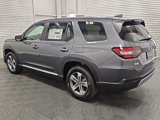 New 2025 Honda Pilot EX-L image 5
