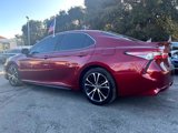 Used 2018 Toyota Camry SE image 5