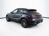 Used 2025 Porsche Macan image 3