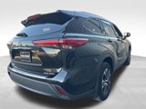 Used 2023 Toyota Highlander L image 4
