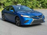 Used 2020 Toyota Camry SE image 3