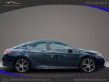Used 2019 Toyota Camry SE image 2