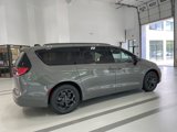 New 2025 Chrysler Pacifica Select image 4