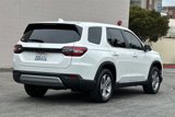 Used 2025 Honda Pilot EX-L image 3