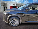New 2025 Nissan Pathfinder SL w/ SL Premium Package image 2