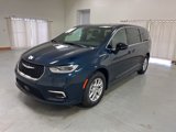 New 2025 Chrysler Pacifica Select image 4