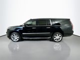Used 2019 Cadillac Escalade ESV Luxury image 4
