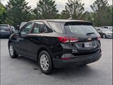 Used 2023 Chevrolet Equinox LS image 3