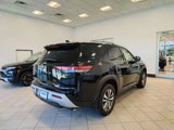 New 2025 Nissan Pathfinder SL image 3
