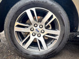 Used 2022 Ford Expedition Limited image 3