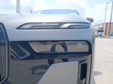 New 2025 BMW 740i image 4