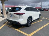 Used 2021 Toyota Highlander XLE image 4