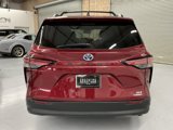 Used 2021 Toyota Sienna XLE image 6