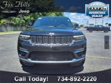 New 2025 Jeep Grand Cherokee Summit image 2