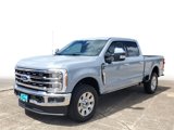 New 2025 Ford F250 4x4 Crew Cab Super Duty image 3