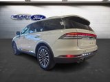 Used 2023 Lincoln Aviator AWD w/ Premium Package image 3