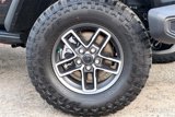 New 2025 Jeep Gladiator Mojave image 3
