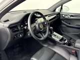 Certified 2025 Porsche Macan image 4