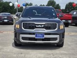 Used 2024 Kia Telluride EX w/ EX Captain's Chair Package image 2