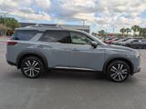 New 2025 Nissan Pathfinder Platinum w/ Cargo Package image 3
