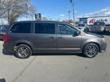 Used 2017 Dodge Grand Caravan SXT image 6