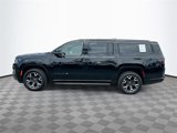 Used 2024 Jeep Wagoneer L Series III w/ HD Trailer Tow Package image 4
