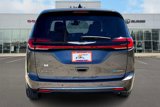 Used 2023 Chrysler Pacifica Limited image 4