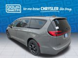 New 2025 Chrysler Pacifica Premium image 4