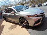 Used 2023 Toyota Camry SE image 3