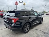 Used 2025 Ford Explorer Active w/ Active Comfort Package image 5