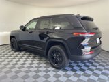New 2025 Jeep Grand Cherokee Altitude image 5