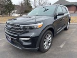 Certified 2022 Ford Explorer XLT w/ Equipment Group 202A image 3