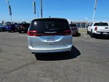 Used 2023 Chrysler Pacifica Limited w/ Uconnect Theater Family Group image 3