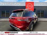 Certified 2022 Nissan Pathfinder SL image 2