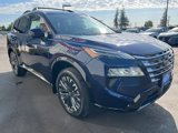New 2025 Nissan Rogue Platinum image 4