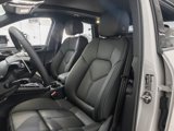 New 2026 Porsche Macan image 4