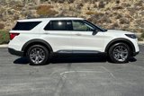 New 2025 Ford Explorer Active w/ Active Comfort Package image 3
