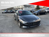 Used 2022 Hyundai Elantra SE w/ Cargo Package image 2