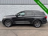 Used 2025 Ford Explorer Active w/ Active Comfort Package image 1