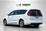 Used 2022 Chrysler Pacifica Limited image 6
