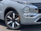 New 2025 Mitsubishi Outlander SEL image 2
