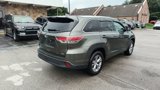 Used 2015 Toyota Highlander XLE image 5