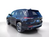 Used 2022 Jeep Grand Cherokee Overland w/ Advanced Protech Group III image 3