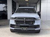 New 2025 Lincoln Navigator L Reserve image 4